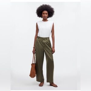 High-Rise Straight Cargo Trousers in Satin
